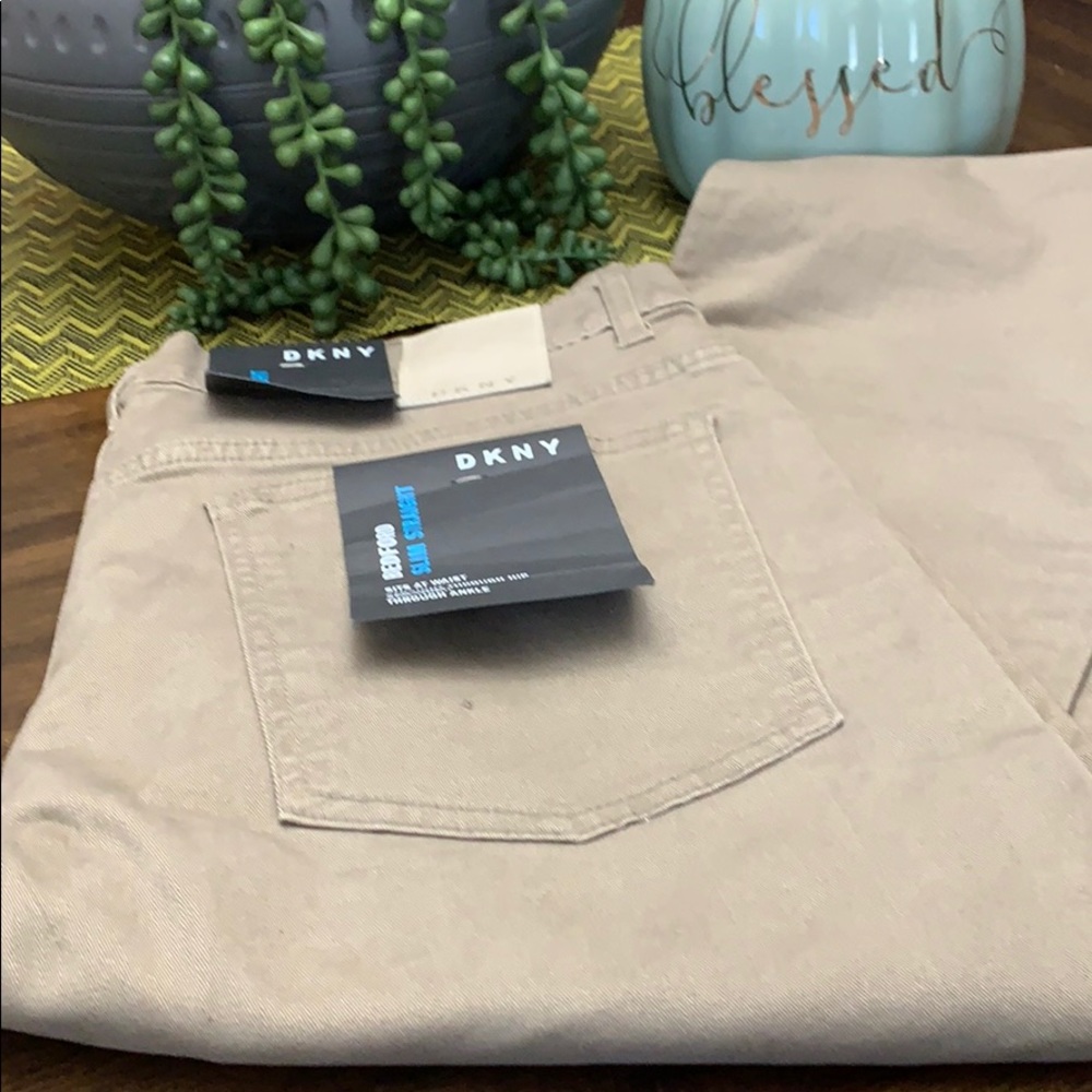 BedFord Slim Straight